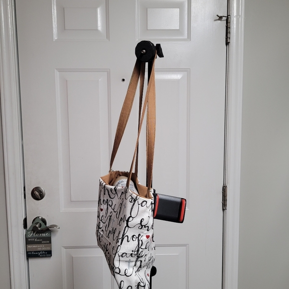 DCNC Faith & Hope Black & White Tote - Picture 11 of 13